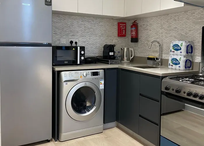 1 Bedroom Luxury Apt By Aj Aljada