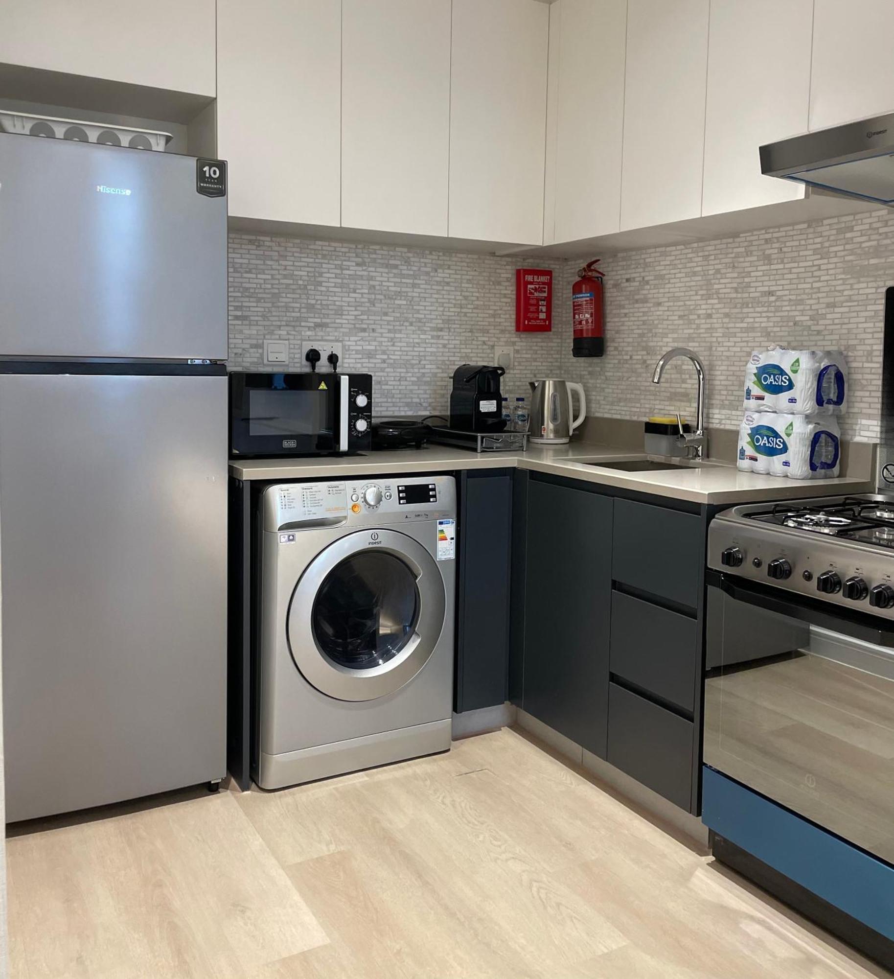 1 Bedroom Luxury By Aj Aljada